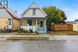 912 DAME STREET  London East (East L), ON N5Z 1M4