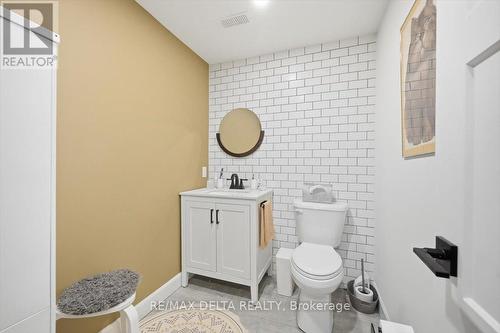 117 Danika Street, Clarence-Rockland, ON - Indoor Photo Showing Bathroom