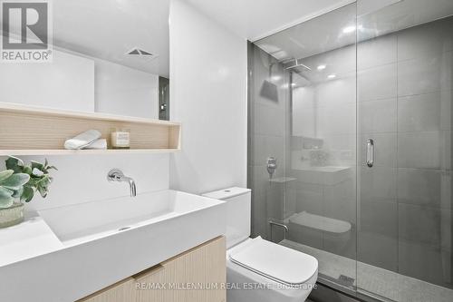 802 - 5 Soudan Avenue, Toronto, ON - Indoor Photo Showing Bathroom