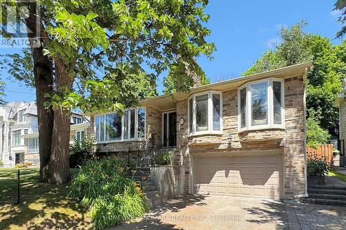 61 Whittaker Crescent, Toronto, ON - Outdoor