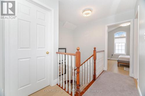 2403 Emerson Drive, Burlington, ON - Indoor Photo Showing Other Room