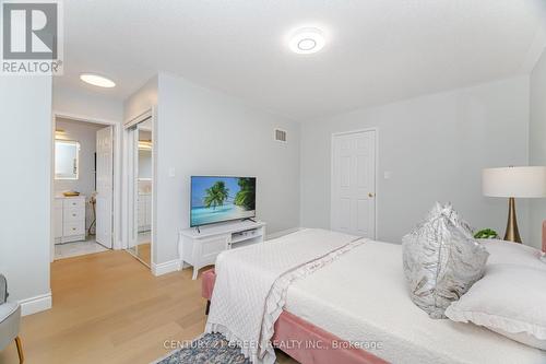 2403 Emerson Drive, Burlington, ON - Indoor Photo Showing Bedroom