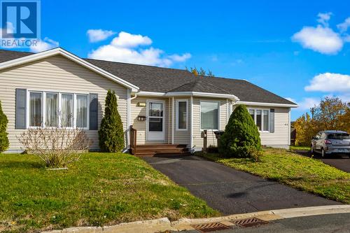 47 Clover Brae Crescent, Mount Pearl, NL - Outdoor With Facade