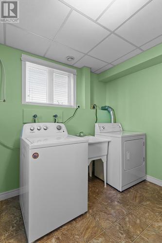11 Long Beach Street, St. John'S, NL - Indoor Photo Showing Laundry Room