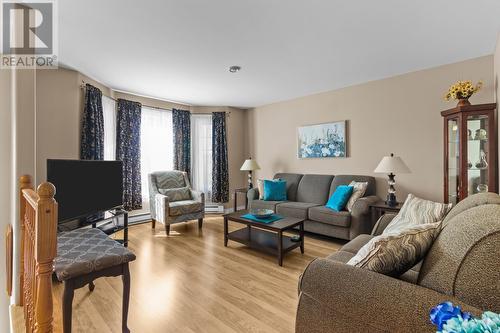 11 Long Beach Street, St. John'S, NL - Indoor Photo Showing Living Room