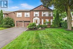 1882 SHERWOOD FORREST CIRCLE  Mississauga, ON L5K 2E7