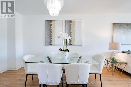 3692 Crabtree Crescent, Mississauga, ON - Indoor Photo Showing Dining Room