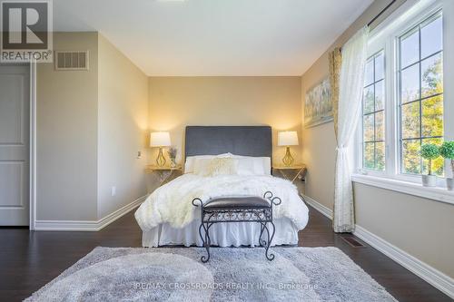 3333 Mockingbird Common E, Oakville, ON - Indoor Photo Showing Bedroom
