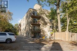 93 HIGH STREET  London South, ON N6C 4J8