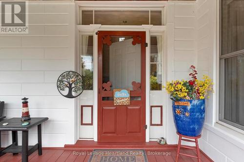 133 St Georges Crescent, Goderich (Goderich (Town)), ON -  With Exterior