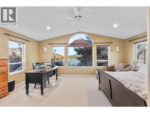 13709 Nash Drive, Coldstream, BC - Indoor