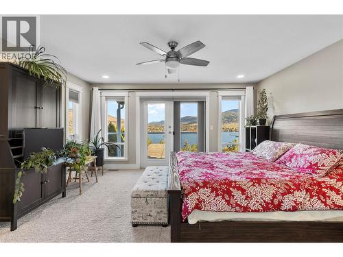 13709 Nash Drive, Coldstream, BC - Indoor Photo Showing Bedroom