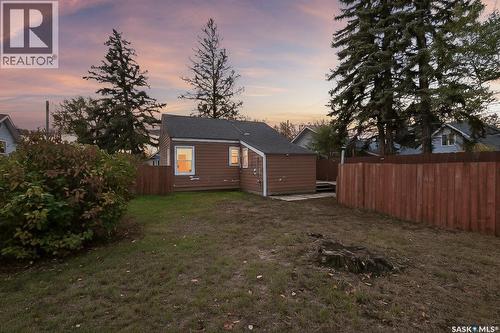 826 Athabasca Street E, Moose Jaw, SK - Outdoor