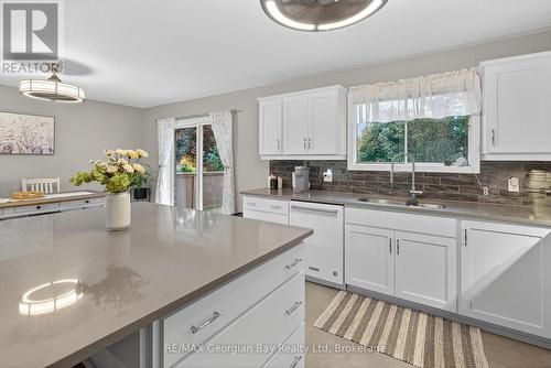 93 Edward Street, Penetanguishene, ON - Indoor Photo Showing Kitchen