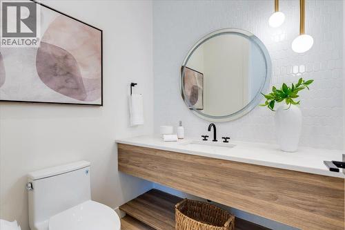 913 Carnoustie Drive Lot# 12, Kelowna, BC - Indoor Photo Showing Bathroom