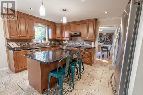 865 Chelsea Crescent, Cornwall, ON - Indoor Photo Showing Kitchen With Double Sink