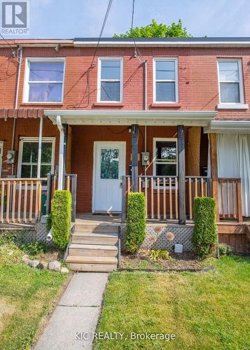 112.5 OLIVE AVENUE  Oshawa, ON L1H 2P2