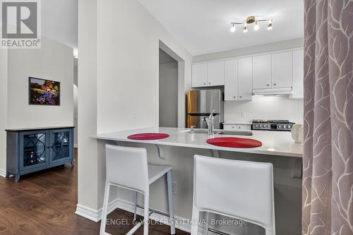 827 Kiniw Private Se, Ottawa, ON - Indoor Photo Showing Kitchen With Stainless Steel Kitchen With Double Sink With Upgraded Kitchen