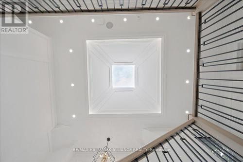 1225 Baldwin Drive, Oakville, ON - Indoor Photo Showing Other Room