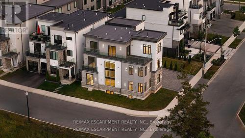 4 Sunrow Gate, Hamilton, ON - 