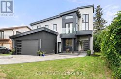 838 ELMWOOD STREET  Georgina, ON L4P 3E9