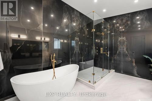 838 Elmwood Street, Georgina, ON - Indoor