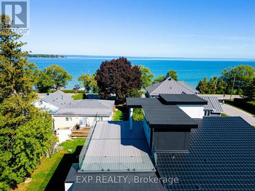 838 Elmwood Street, Georgina, ON - Outdoor With Body Of Water