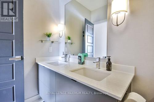 3527 Riva Avenue, Innisfil, ON - Indoor Photo Showing Bathroom