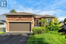 1 BLOXHAM PLACE  Barrie, ON L4N 9K3