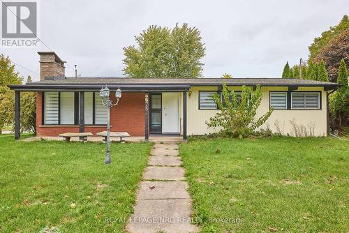 6673 HUGGINS STREET  Niagara Falls (Stamford), ON L2J 1H5