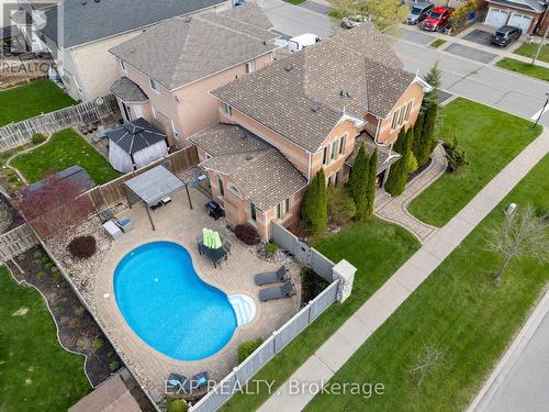 2 HESHAM DRIVE  Whitby, ON L1M 2J9