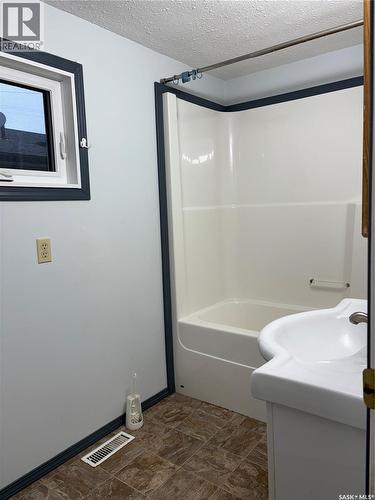 114 2Nd Avenue, Big River, SK - Indoor Photo Showing Bathroom