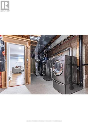 2435 River Mist Road, Ottawa, ON -  Photo Showing Laundry Room