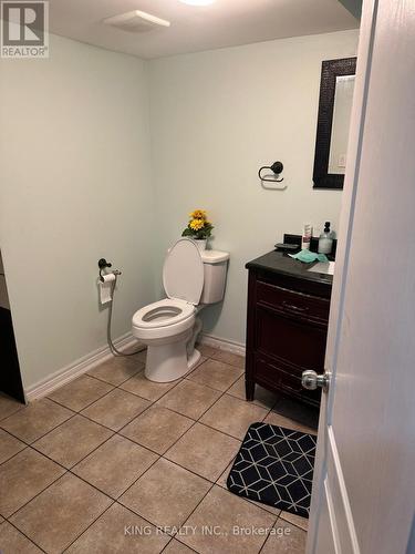 36 Creekwood Drive, Brampton, ON - Indoor Photo Showing Bathroom