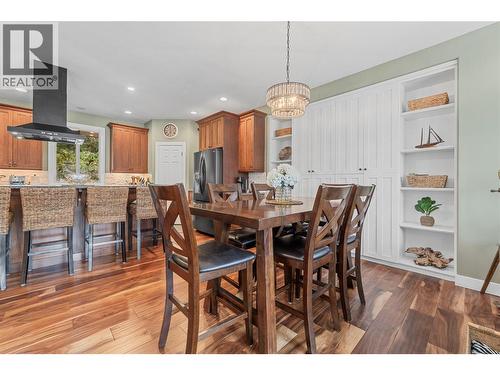 1581 20 Street Ne Unit# 14, Salmon Arm, BC - Indoor Photo Showing Dining Room