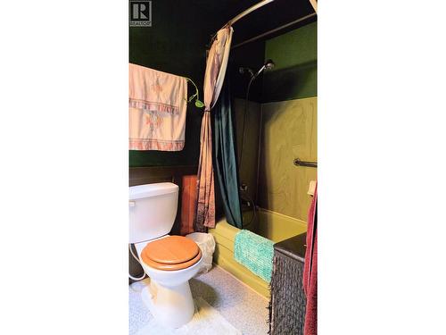 15 Harmon Crescent, Granisle, BC - Indoor Photo Showing Bathroom