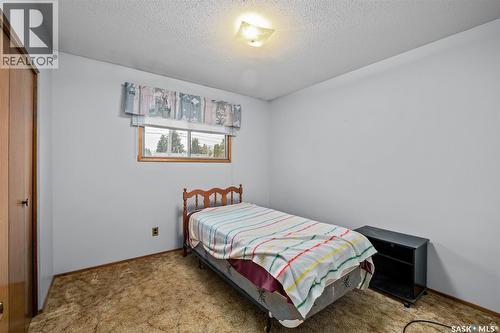 441 28Th Street E, Prince Albert, SK - Indoor Photo Showing Bedroom
