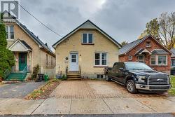 231 RAYMOND AVENUE  London East (East B), ON N6A 2W1