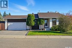 207 Nemeiben ROAD  Saskatoon, SK S7J 4S8