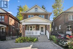 405 WELLINGTON STREET N  Kitchener, ON N2H 5L3