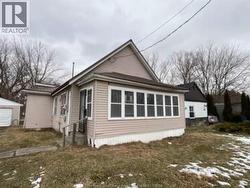 253 KING STREET East  Chatham, ON N7M 3N3