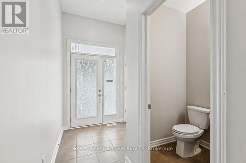 525 Rowers Way, Ottawa, ON - Indoor Photo Showing Bathroom