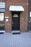 2 - 461 EGLINTON AVENUE E  Toronto, ON M4P 1M8