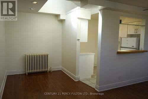 2 - 461 Eglinton Avenue E, Toronto, ON - Indoor Photo Showing Other Room