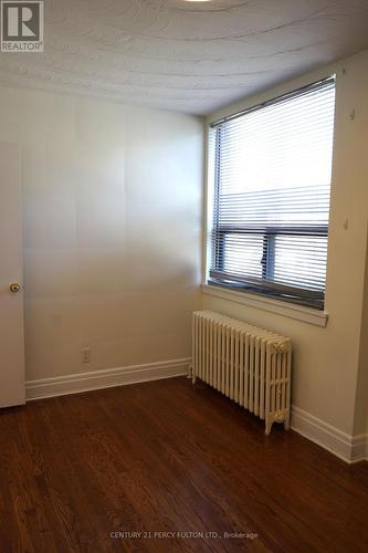 2 - 461 Eglinton Avenue E, Toronto, ON - Indoor