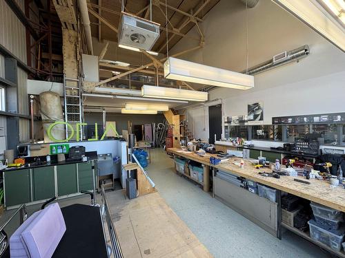 Workshop - 220-2600 Rue William-Tremblay, Montréal (Rosemont/La Petite-Patrie), QC - Indoor