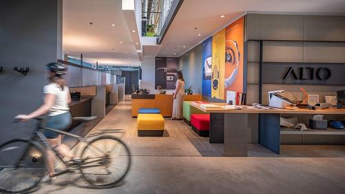 Reception area - 220-2600 Rue William-Tremblay, Montréal (Rosemont/La Petite-Patrie), QC - Indoor Photo Showing Other Room