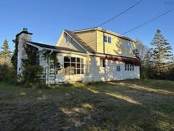 7532 Highwy 3  Upper Woods Harbour, NS B0W 2E0