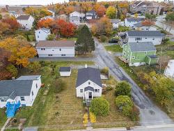 92 Withrod Drive  Halifax, NS B3N 1B7