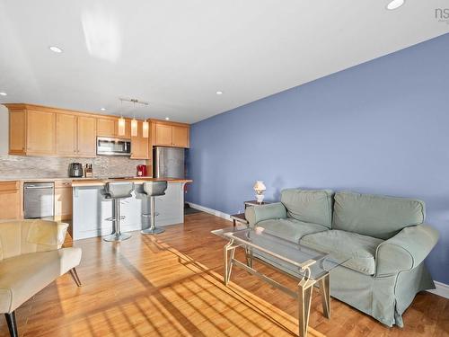 310-7 Jamieson Street, Dartmouth, NS 